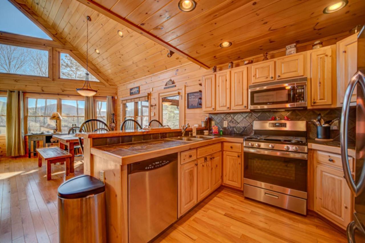Can't Bear To Leave by Escape to Blue Ridge Morganton Exterior foto